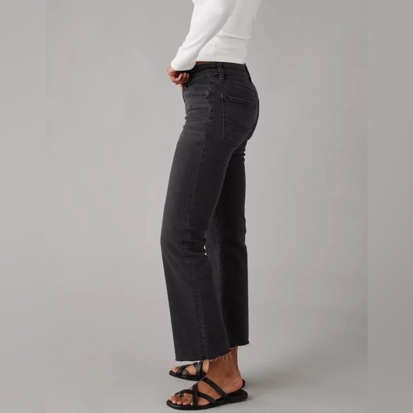 (Q3) HOLLISTER High-Rise Flare Classic Stretch Jeans, Size 24W, 31L - Picture 3 of 14